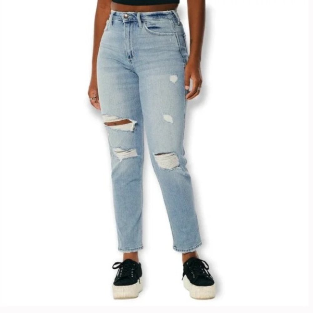 NEW Hollister Curvy High-Rise Ankle Mom Jean in Medium Wash - Picture 1 of 10